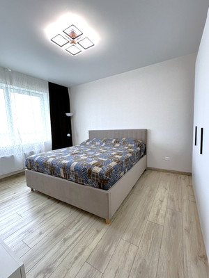 Продам двухкомнатную (2-комн.) квартиру, Переведенская (Пулковское тер.) ул, 12к1, Шушары п