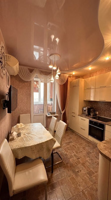 Продам трехкомнатную (3-комн.) квартиру, Еременко ул, 107/20, Ростов-на-Дону г