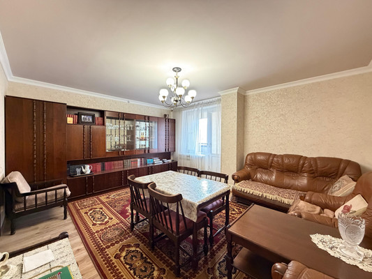 Продам трехкомнатную (3-комн.) квартиру, Московская ул, 12, Нальчик г