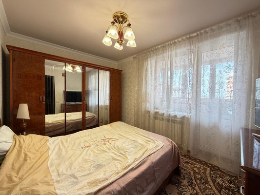 Продам трехкомнатную (3-комн.) квартиру, Московская ул, 12, Нальчик г