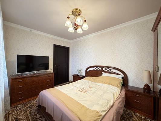 Продам трехкомнатную (3-комн.) квартиру, Московская ул, 12, Нальчик г