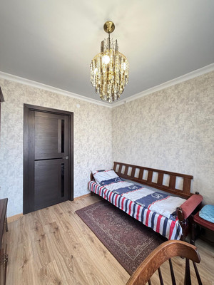 Продам трехкомнатную (3-комн.) квартиру, Московская ул, 12, Нальчик г