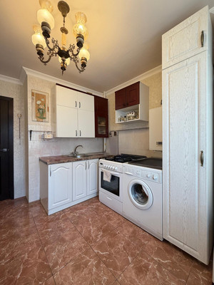 Продам трехкомнатную (3-комн.) квартиру, Московская ул, 12, Нальчик г