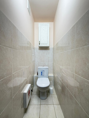 Продам трехкомнатную (3-комн.) квартиру, Московская ул, 12, Нальчик г