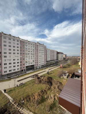 Продам трехкомнатную (3-комн.) квартиру, Московская ул, 12, Нальчик г