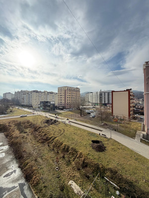 Продам трехкомнатную (3-комн.) квартиру, Московская ул, 12, Нальчик г