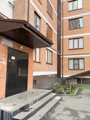 Продам трехкомнатную (3-комн.) квартиру, Московская ул, 12, Нальчик г