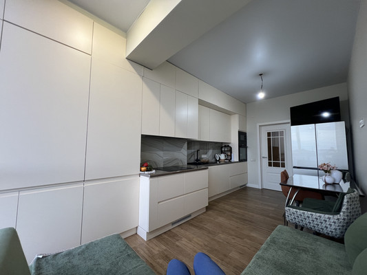 Продам трехкомнатную (3-комн.) квартиру, Тарчокова ул, 31, Нальчик г