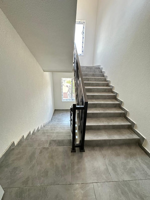 Продам двухкомнатную (2-комн.) квартиру, Кабардинская ул, 73, Нальчик г