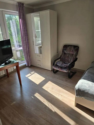 Продам двухкомнатную (2-комн.) квартиру, Ивовая ул, 1, Алексеевка д