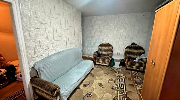 Продам трехкомнатную (3-комн.) квартиру, Заводская ул, 17, Майский п