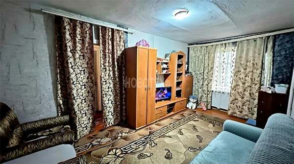 Продам трехкомнатную (3-комн.) квартиру, Заводская ул, 17, Майский п