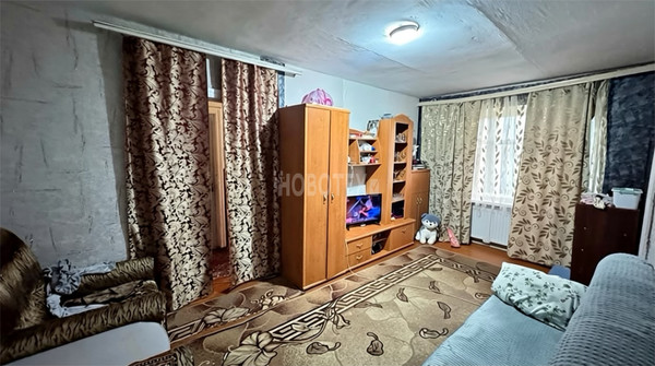 Продам трехкомнатную (3-комн.) квартиру, Заводская ул, 17, Майский п