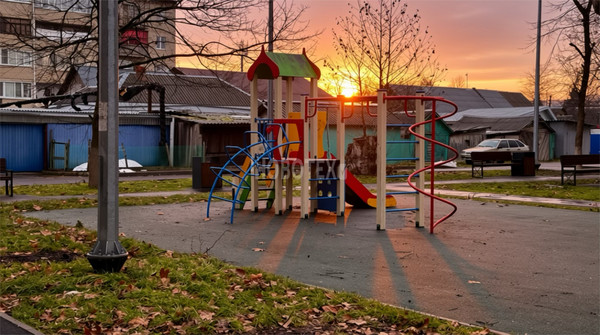 Продам трехкомнатную (3-комн.) квартиру, Заводская ул, 17, Майский п