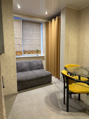 Продам однокомнатную (1-комн.) квартиру, Старозенитная ул, 5, Симферополь г