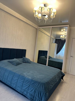 Продам однокомнатную (1-комн.) квартиру, Старозенитная ул, 5, Симферополь г