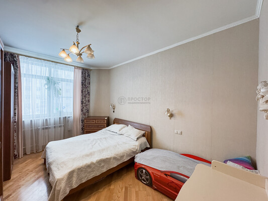 Продам двухкомнатную (2-комн.) квартиру, Дубнинская ул, 40Ак3, Москва г