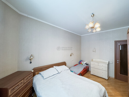 Продам двухкомнатную (2-комн.) квартиру, Дубнинская ул, 40Ак3, Москва г