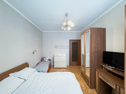 Продам двухкомнатную (2-комн.) квартиру, Дубнинская ул, 40Ак3, Москва г