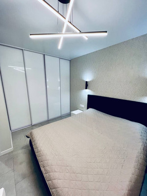 Продам трехкомнатную (3-комн.) квартиру, Интернациональная ул, 215, Сыктывкар г