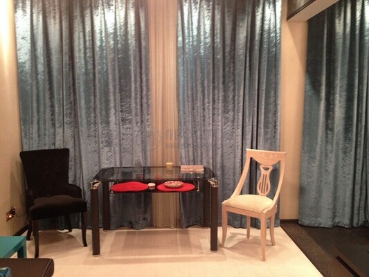 Продам двухкомнатную (2-комн.) квартиру, Ленинский пр-кт, 71, Москва г