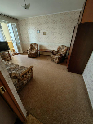 Продам двухкомнатную (2-комн.) квартиру, Великой Победы б-р, 24, Волгодонск г