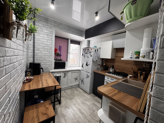 Продам однокомнатную (1-комн.) квартиру, Энгельса ул, 27, Ишим г