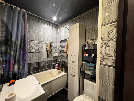 Продам однокомнатную (1-комн.) квартиру, Энгельса ул, 27, Ишим г