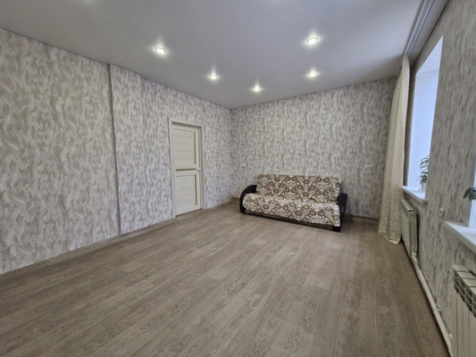 Продам двухкомнатную (2-комн.) квартиру, Кутузова ул, 75, Ишим г