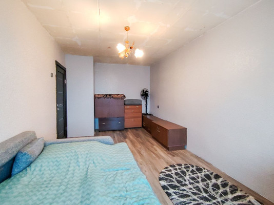 Продам трехкомнатную (3-комн.) квартиру, Виксне ул, 20, Дорохово п