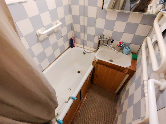 Продам трехкомнатную (3-комн.) квартиру, Виксне ул, 20, Дорохово п