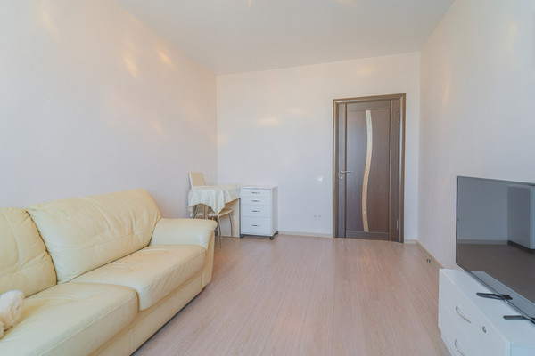 Продам двухкомнатную (2-комн.) квартиру, Туристская ул, 18Ак1, Санкт-Петербург г