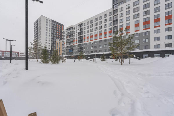 Продам двухкомнатную (2-комн.) квартиру, Сапфирная ул, 13, Пермь г