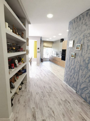 Продам трехкомнатную (3-комн.) квартиру, Электролитный проезд, 16к7, Москва г