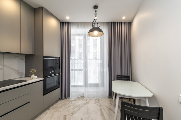 Продам однокомнатную (1-комн.) квартиру, Народного Ополчения ул, 15к2, Москва г