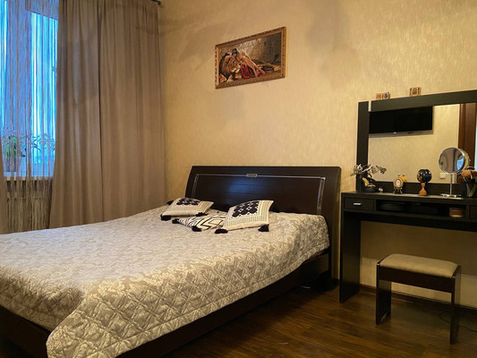 Продам трехкомнатную (3-комн.) квартиру, Березовая ул, 5, Видное г