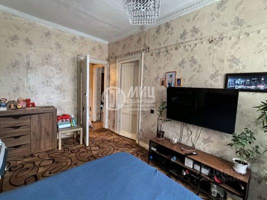 Продам трехкомнатную (3-комн.) квартиру, Циолковского ул, 7, Москва г