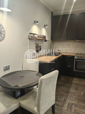 Продам однокомнатную (1-комн.) квартиру, 3-я Хорошёвская ул, 17кА, Москва г