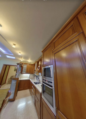 Продам трехкомнатную (3-комн.) квартиру, Хачатуряна ул, 12к1, Москва г