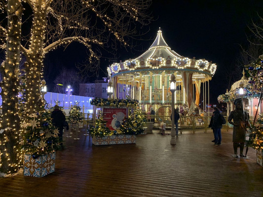 Продам трехкомнатную (3-комн.) квартиру, Хачатуряна ул, 12к1, Москва г