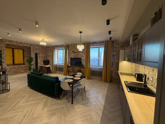 Продам двухкомнатную (2-комн.) квартиру, Кронштадтский б-р, 6к4, Москва г