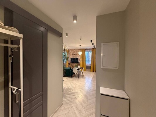 Продам двухкомнатную (2-комн.) квартиру, Кронштадтский б-р, 6к4, Москва г