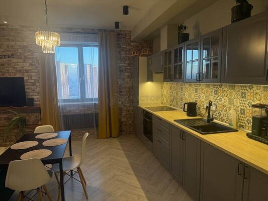 Продам двухкомнатную (2-комн.) квартиру, Кронштадтский б-р, 6к4, Москва г