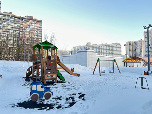 Продам двухкомнатную (2-комн.) квартиру, Балаклавский пр-кт, 17, Москва г