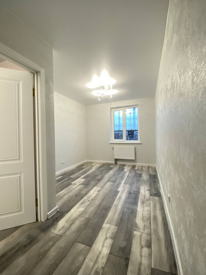 Продам однокомнатную (1-комн.) квартиру, Петропавловская ул, 13, Новоселье гп