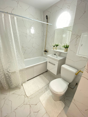 Продам однокомнатную (1-комн.) квартиру, Петропавловская ул, 13, Новоселье гп