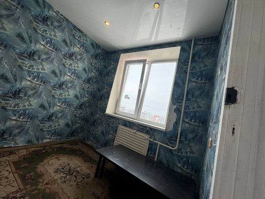 Продам трехкомнатную (3-комн.) квартиру, Вокзальная ул, 72, Комсомольск-на-Амуре г