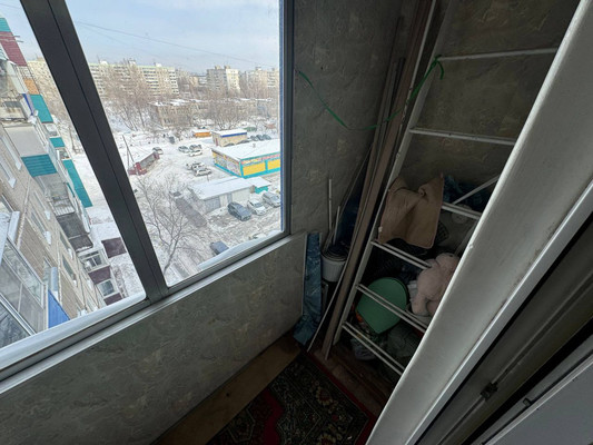 Продам трехкомнатную (3-комн.) квартиру, Вокзальная ул, 72, Комсомольск-на-Амуре г