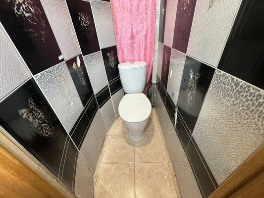 Продам трехкомнатную (3-комн.) квартиру, Вокзальная ул, 72, Комсомольск-на-Амуре г