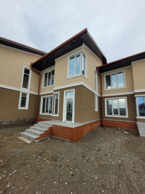 Продам таунхаус, Олимпийский б-р, 7, Баксан г, 0 км от города